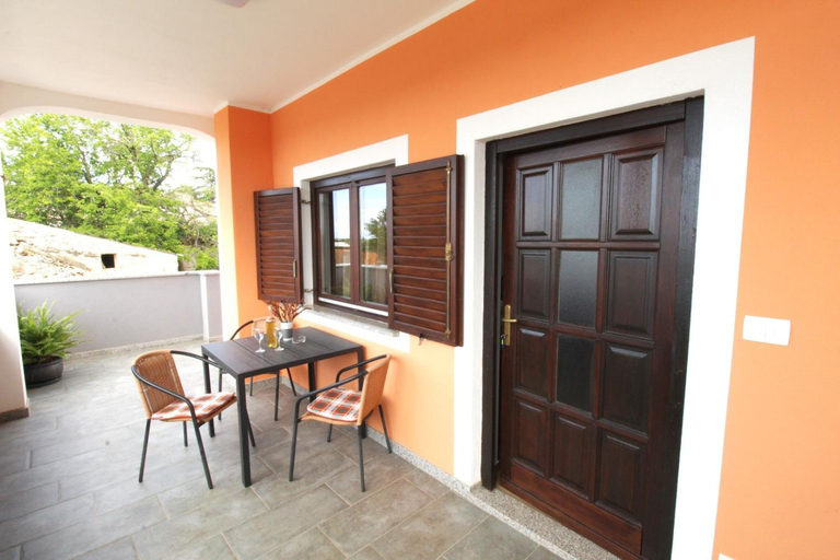 Others 5, Apartments Tre pini, Umag