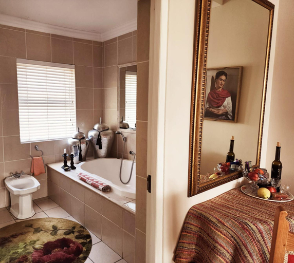 Bathroom 4, Gordon's Beach Lodge, City of Cape Town