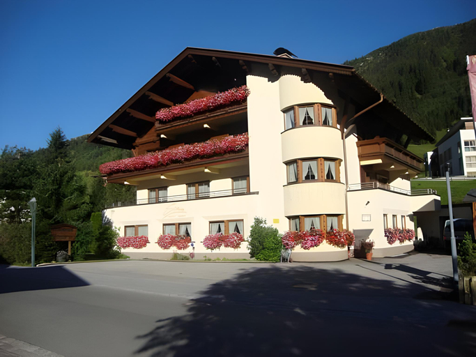 Others 5, Hotel Garni Senn, Landeck