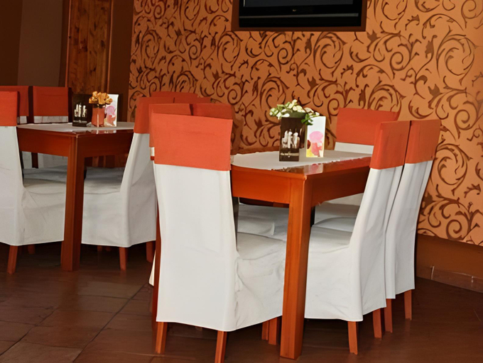 Food & Drinks 3, Olymp penzion, Komárno
