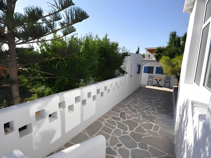 Others 4, Kavaki Studios, South Aegean