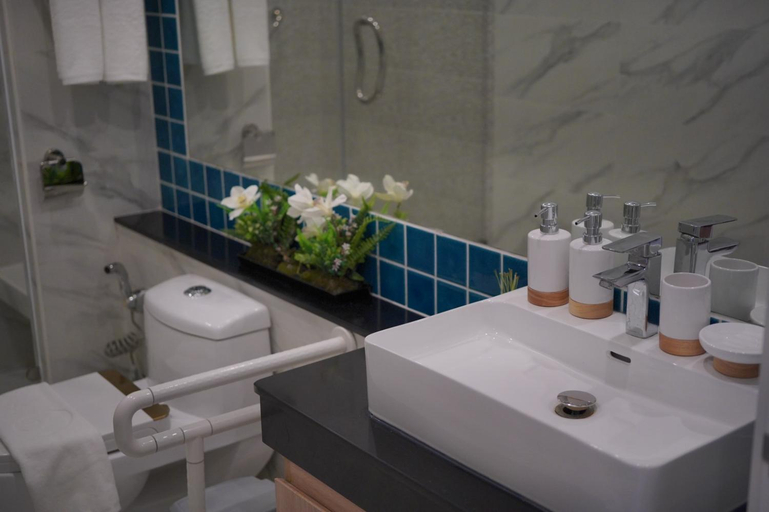 Bathroom 5, Deco Wellness Center, Pattaya