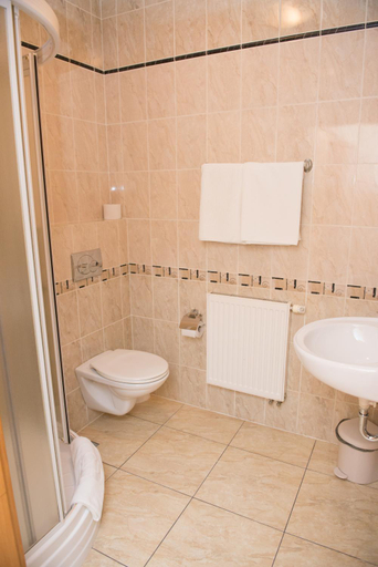 Bathroom 3, Hotel i Restauracja Borowianka, Ostrów Wielkopolski