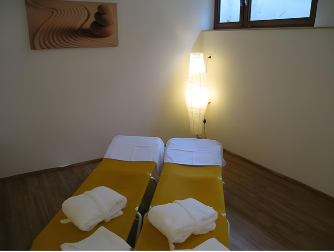 Bedroom, Hotel-Restaurant Sonnenhof, Birkenfeld