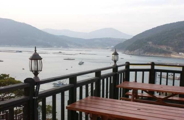 2, Geoje Haerim Pension, Geoje