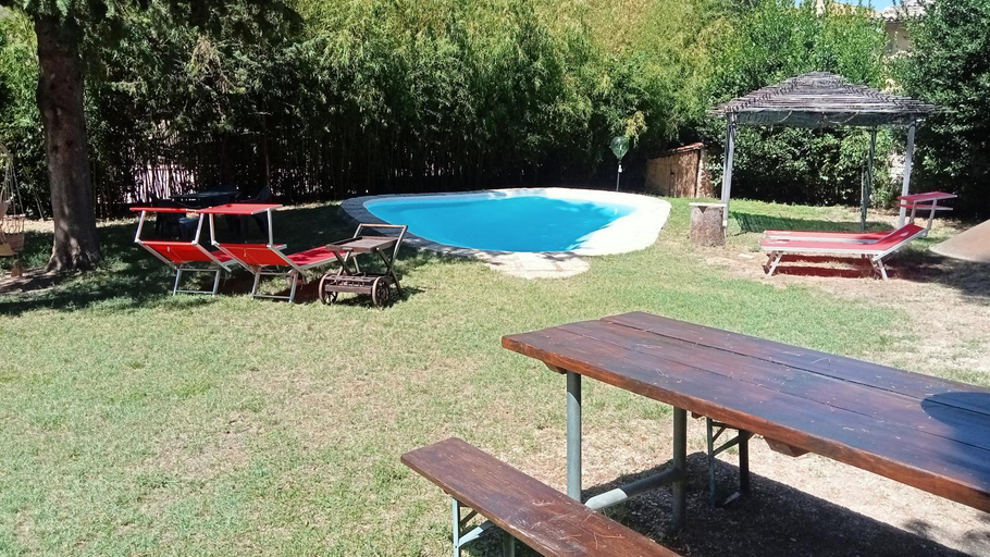 Others 5, Villa con Piscina in Umbria, Perugia