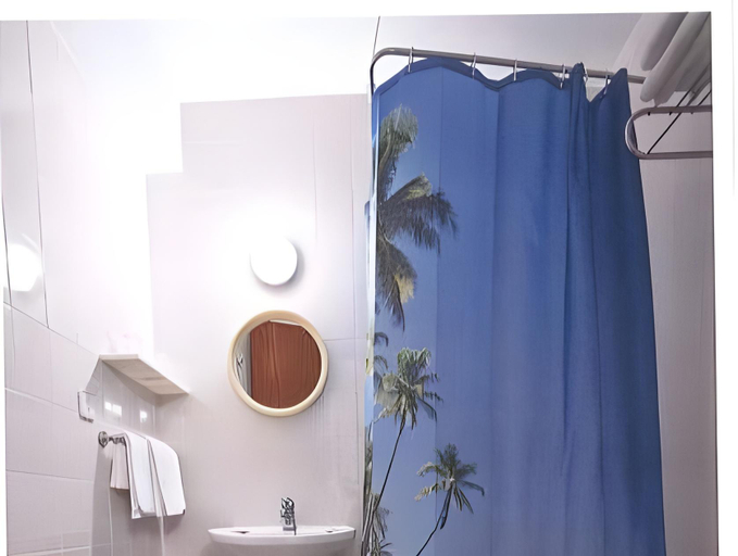 Bathroom 3, Hostal La Rosa, Cáceres