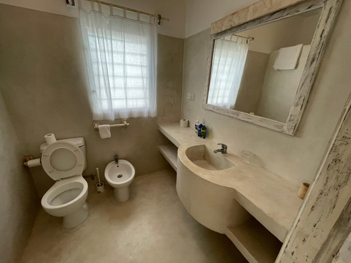 Bathroom 2, Watamu Ascot Resort, Kilifi North