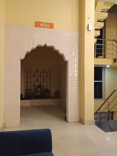 Others 4, Hotel Hansi, Hisar