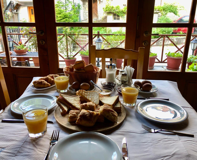 Food & Drinks, Apostolos Hotel, Epirus