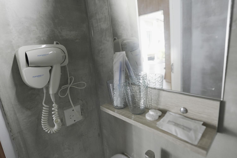 Bathroom 3, Rich Villa 度假庄园, Semporna