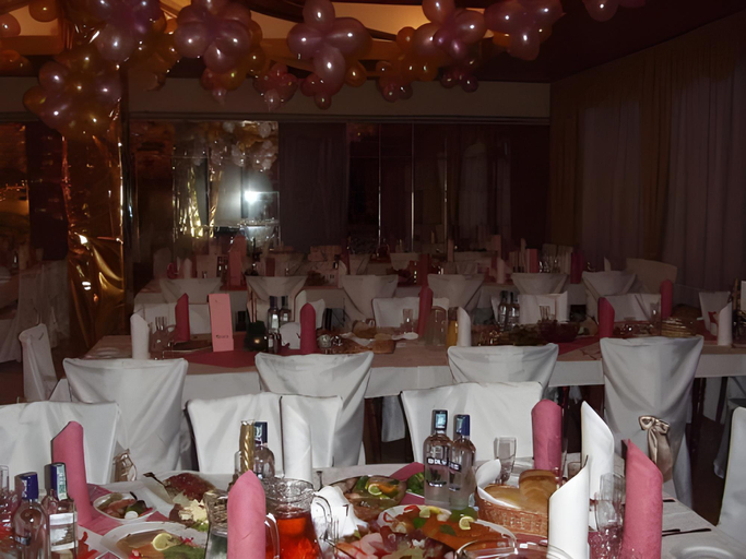 Food & Drinks 4, Grand Laola Spa, Kamień