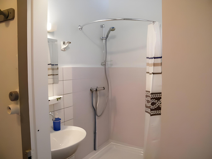 Bathroom 2, Villa des Capucins, Haute-Saône