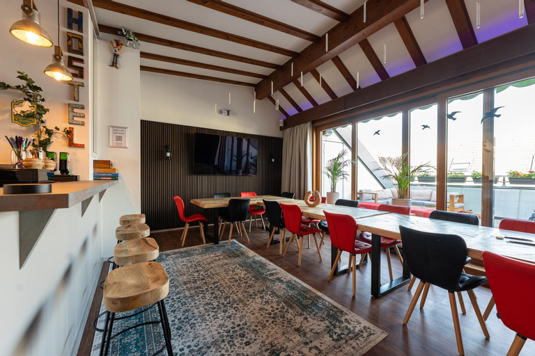 Restaurant 7