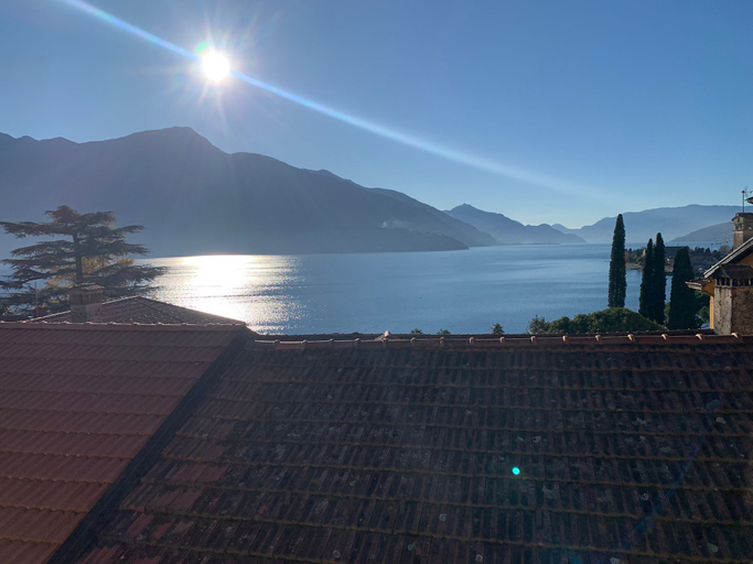 Others 5, Riflessi Sul Lago, Como