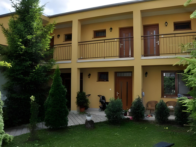 Others 5, Penzion Oaza, Trnava