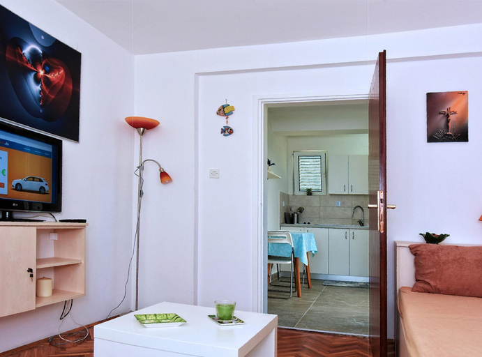 Others 5, Peaceful and Secluded Krk Apartment With Terrace, Krk