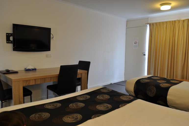 Bedroom 12