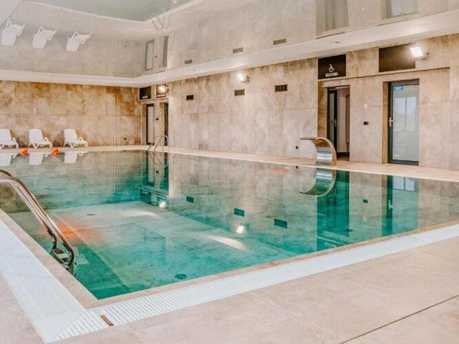 Others 3, Apartment by Dziwna River with Spa Pool, Kamień