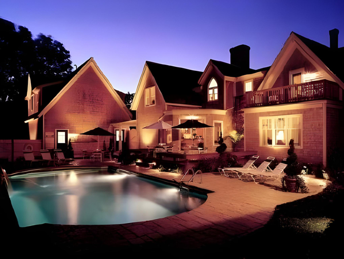 Sport & Beauty 2, Winstead Inn, Barnstable