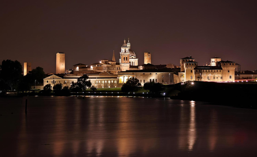 Others 3, Suite Mazzini 23, Mantua
