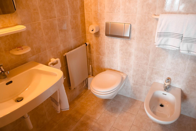 Bathroom 4