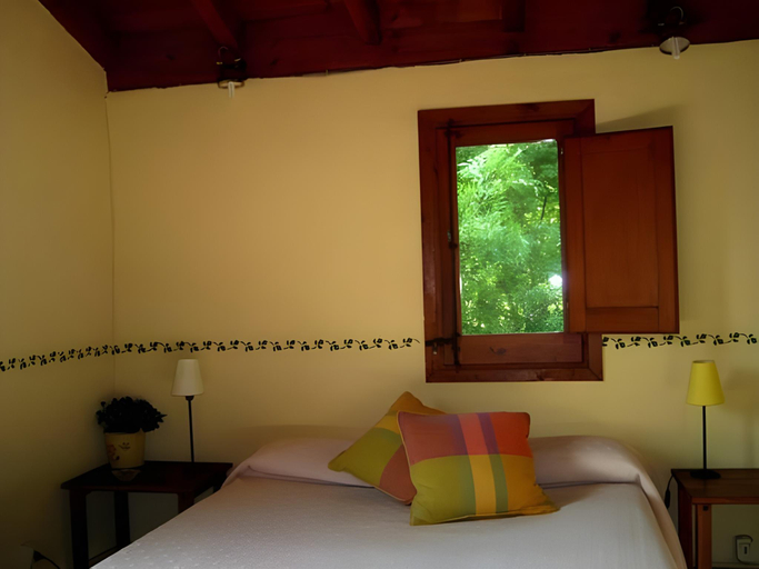 Bedroom 3, Mas Violella turisme rural, Girona