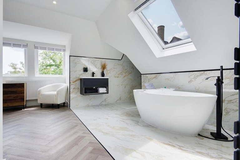Bathroom 17