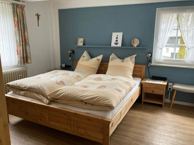 Bedroom, Pension Alois Hennecke, Hochsauerlandkreis