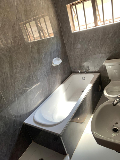 Bathroom 5, Radiant lodge, Lusaka