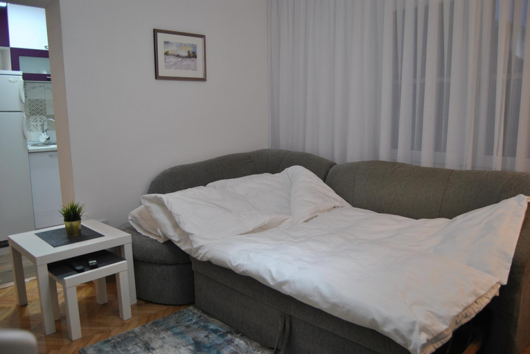 Bedroom 1, Apartments FAMILY & FRIENDS -free parking, Sarajevo