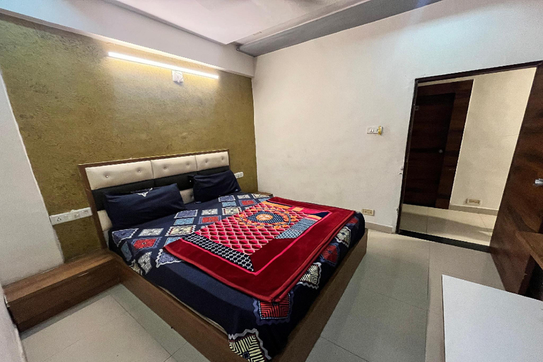 Bedroom 3, Hotel Galaxy Inn, Ahmadabad