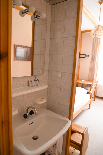 Bathroom 13