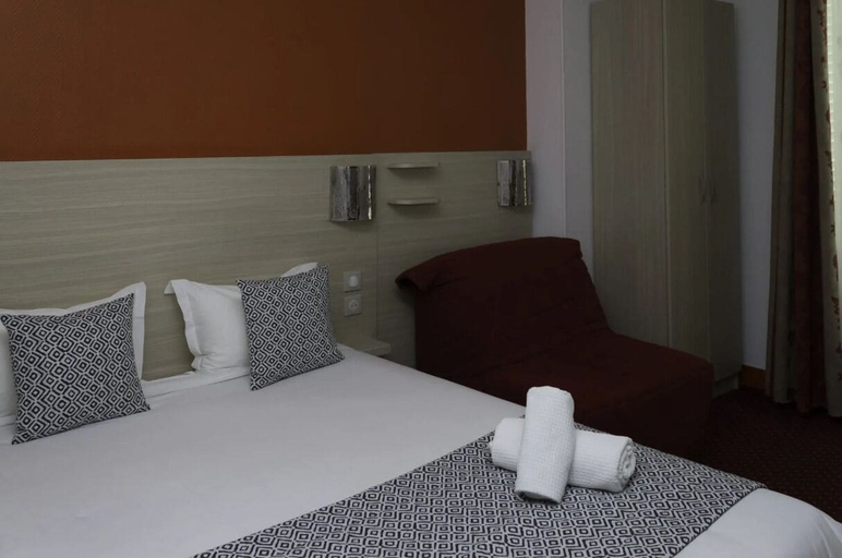 Bedroom 3, Hôtel de Paris La Défense, Hauts-de-Seine
