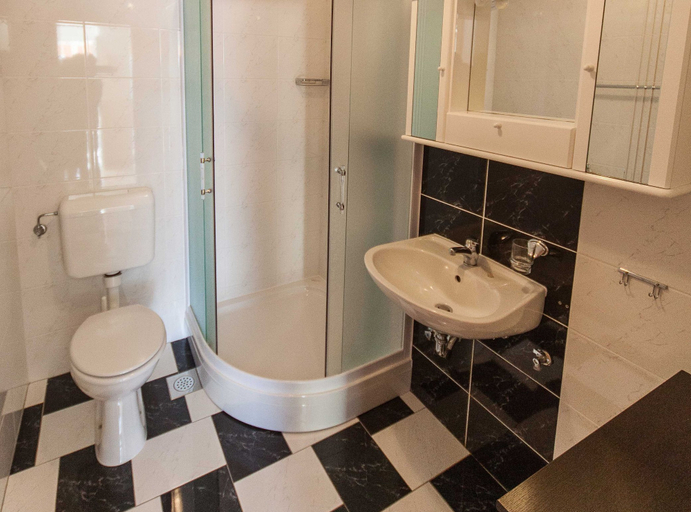 Bathroom 3, Sunny Elegant Crikvenica Apartments, Crikvenica