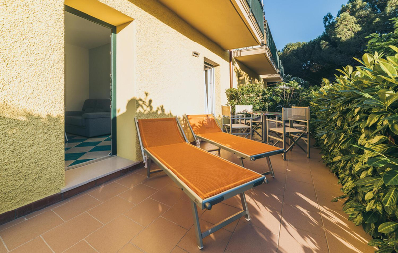 Exterior & Views 2, Gorgeous Apartment In Deiva Marina With Wifi, La Spezia