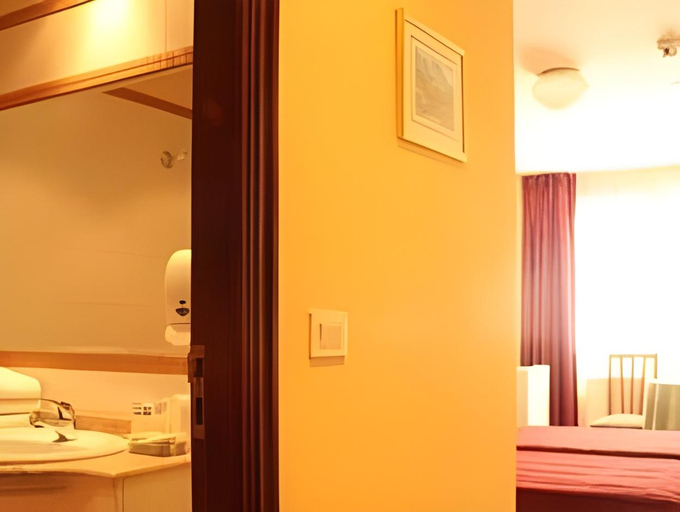 Others 4, Hostal LA POETISA - Auto Check-in, A Coruña