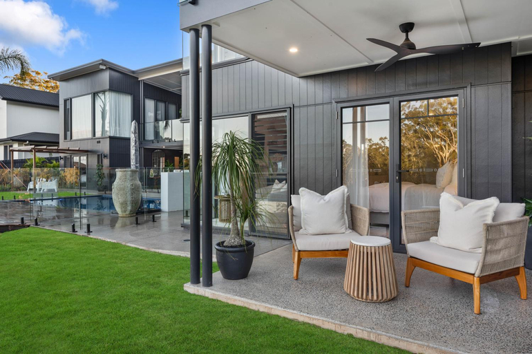 Others 2, Ridge Retreat, Toowoomba - South-East