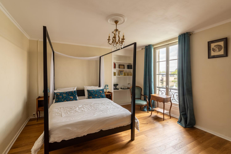 Bedroom 2, Villa du Loir, Sarthe