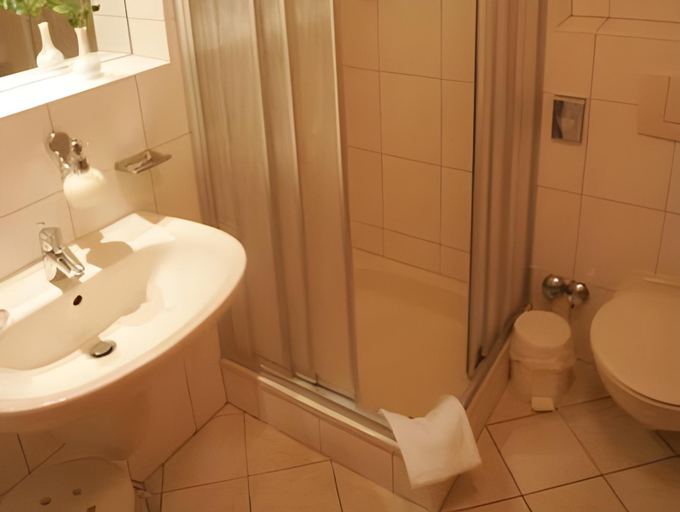 Bathroom 2, Der Fischlander Garni, Vorpommern-Rügen