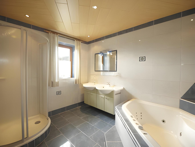 Bathroom 3, Ferienanlage Reithof, Sankt Johann im Pongau