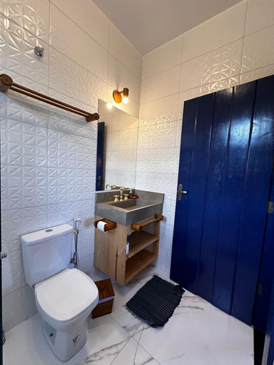 Bathroom 3, Estancia do Biribiri, Diamantina