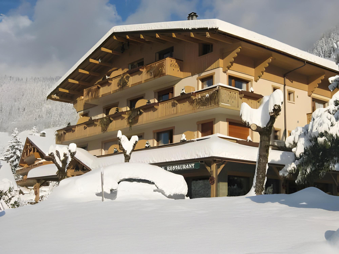 Others 3, Hotel-Chalet Les Ecureuils Restaurant, Piscine, Jardin, Garage, Haute-Savoie