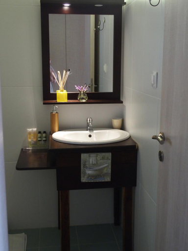 Bathroom 2, Ktima Noosfera Wellness & Retreat Center, Peloponnese
