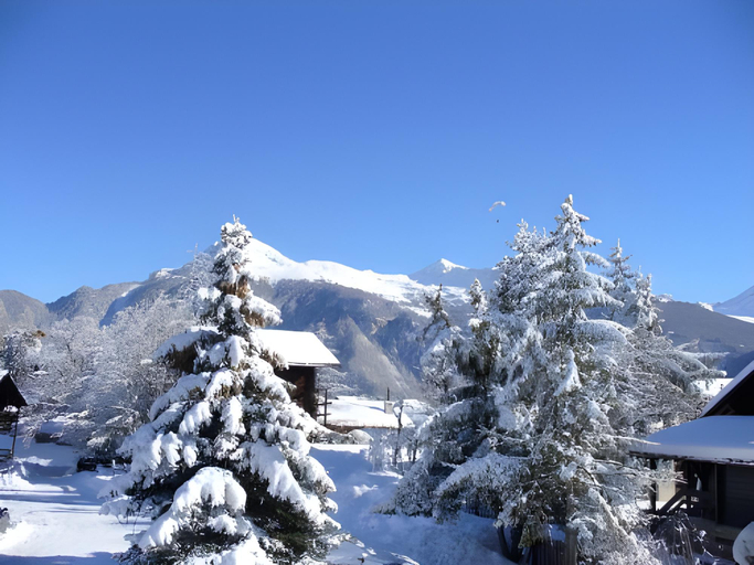 Others 5, Hostellerie d'Orzival, Sierre