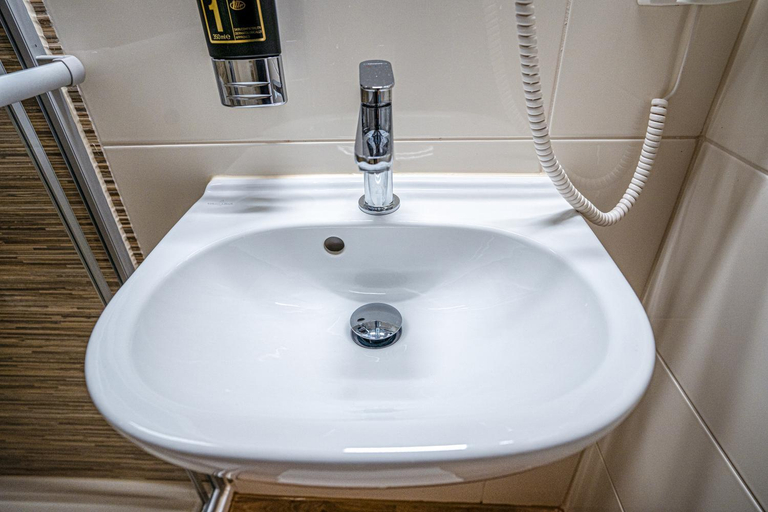 Bathroom 9