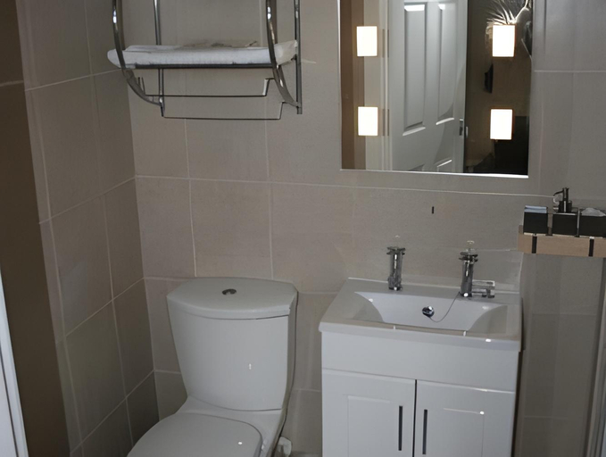 Bathroom 2, The Fairmile, Lancashire