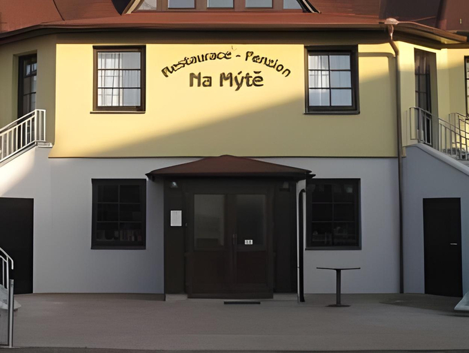Others 5, Penzion - Restaurace Na Myte, Tábor