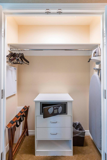 Amenities 30