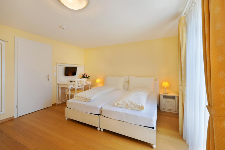 Bedroom 14